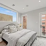 Luxury Dc Penthouse W/ Private Rooftop!
