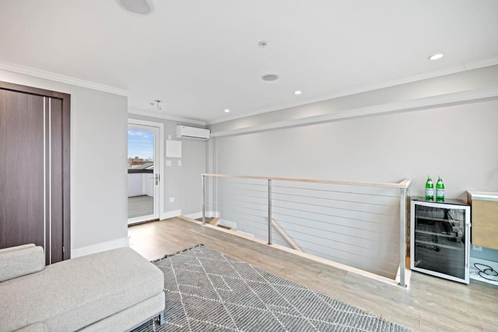 Luxury Dc Penthouse W/ Private Rooftop! Apartment *