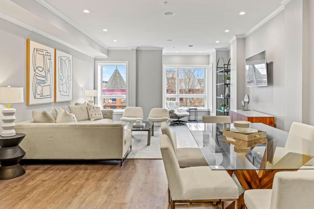 Luxury Dc Penthouse W/ Private Rooftop! * Washington