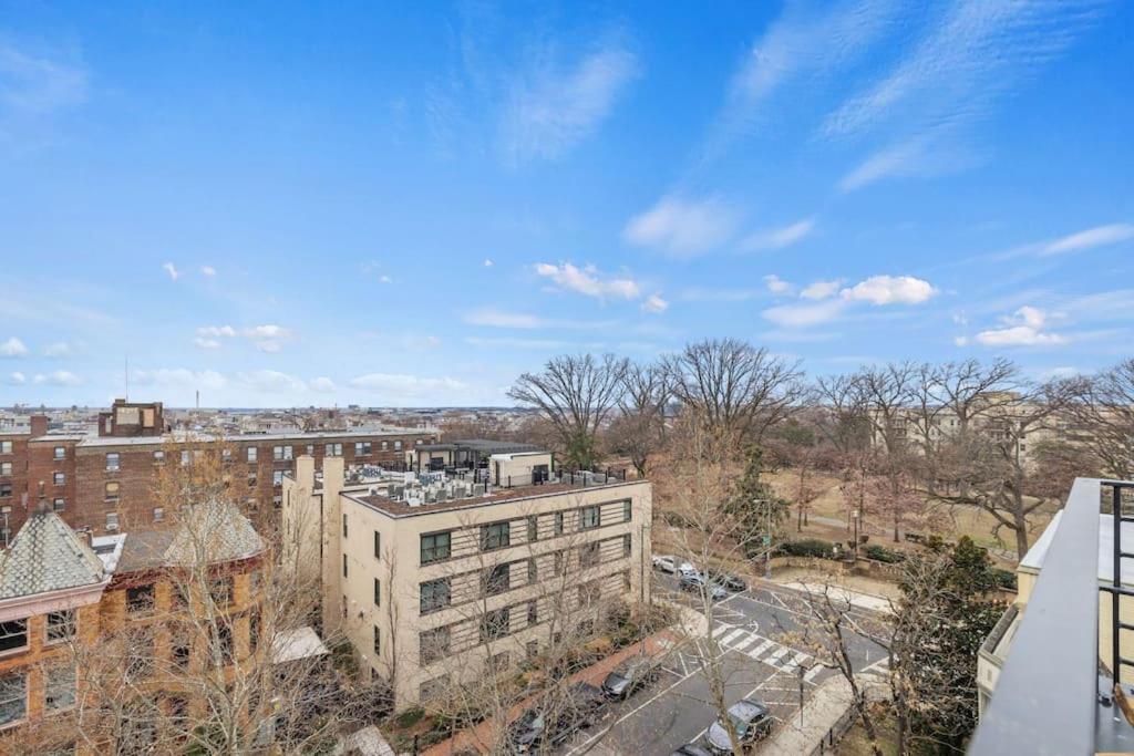 Luxury Dc Penthouse W/ Private Rooftop! Washington
