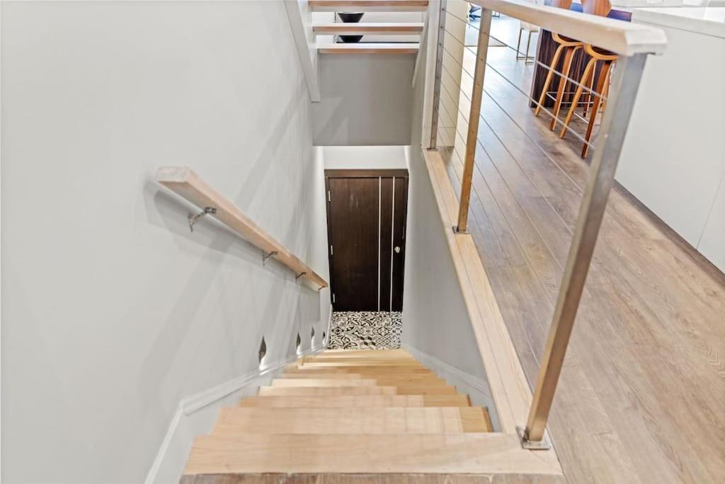 Luxury Dc Penthouse W/ Private Rooftop! * Washington